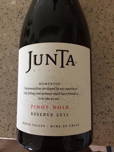 Junta Pinot Noir 2012